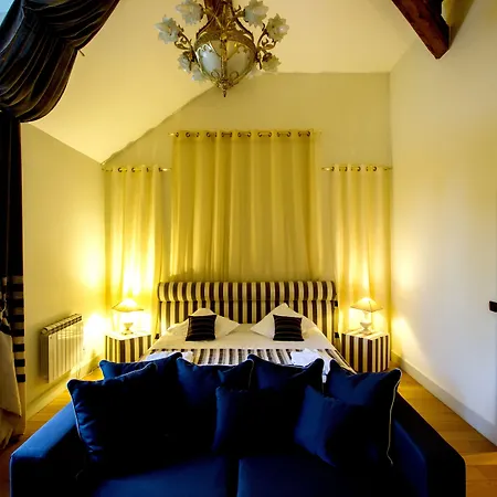 Le Pavillon Du Chateau, & Revel (Haute-Garonne)