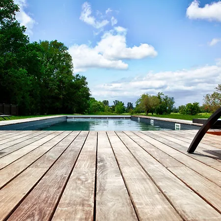 Le Pavillon Du Chateau, & Hotel