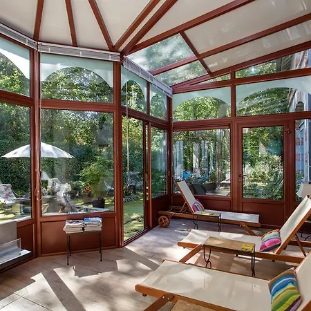 Le Pavillon Du Chateau, & 4* Revel (Haute-Garonne)