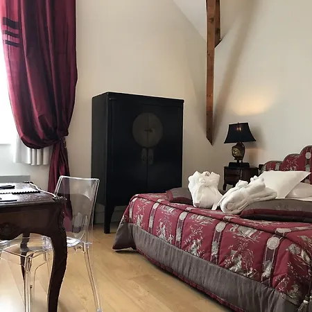 Le Pavillon Du Chateau, &