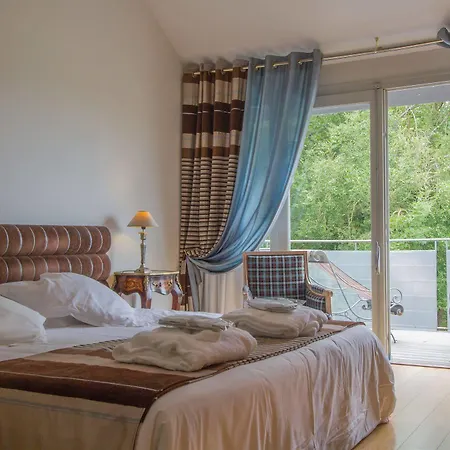 Le Pavillon Du Chateau, & Hotel 4*