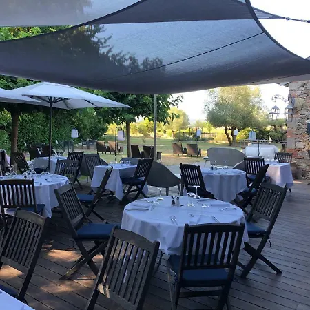 Le Pavillon Du Chateau, & 4* Revel (Haute-Garonne)