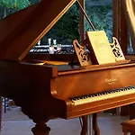 Hotel Le Pavillon Du Chateau, & 4*