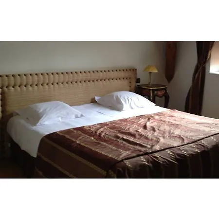 Hotel Le Pavillon Du Chateau, & 4*
