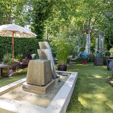 Le Pavillon Du Chateau, & Revel (Haute-Garonne)