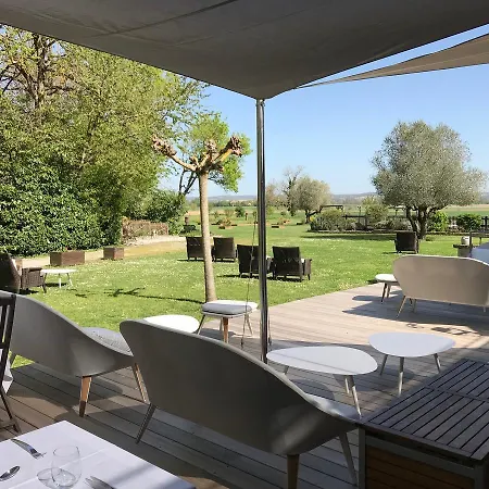 Le Pavillon Du Chateau, & Hotel 4*