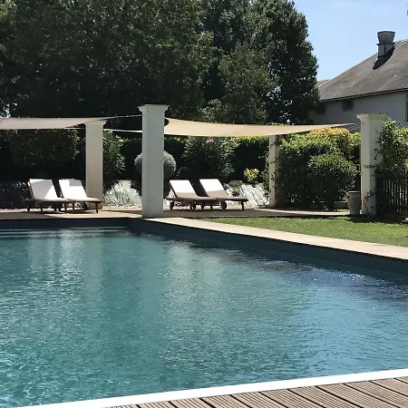 Le Pavillon Du Chateau, & Hotel 4*