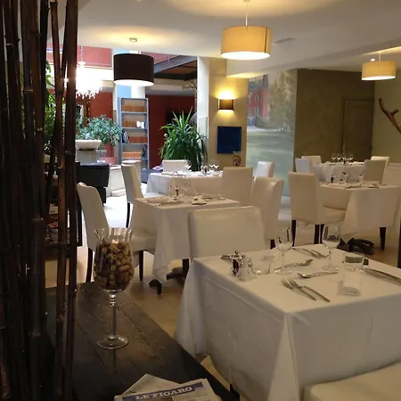 Le Pavillon Du Chateau, & 4*