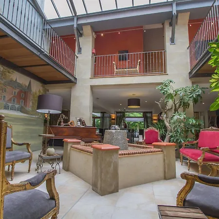 Le Pavillon Du Chateau, & Hotel