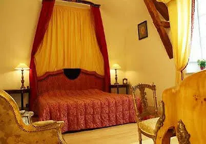 Le Pavillon Du Chateau, &